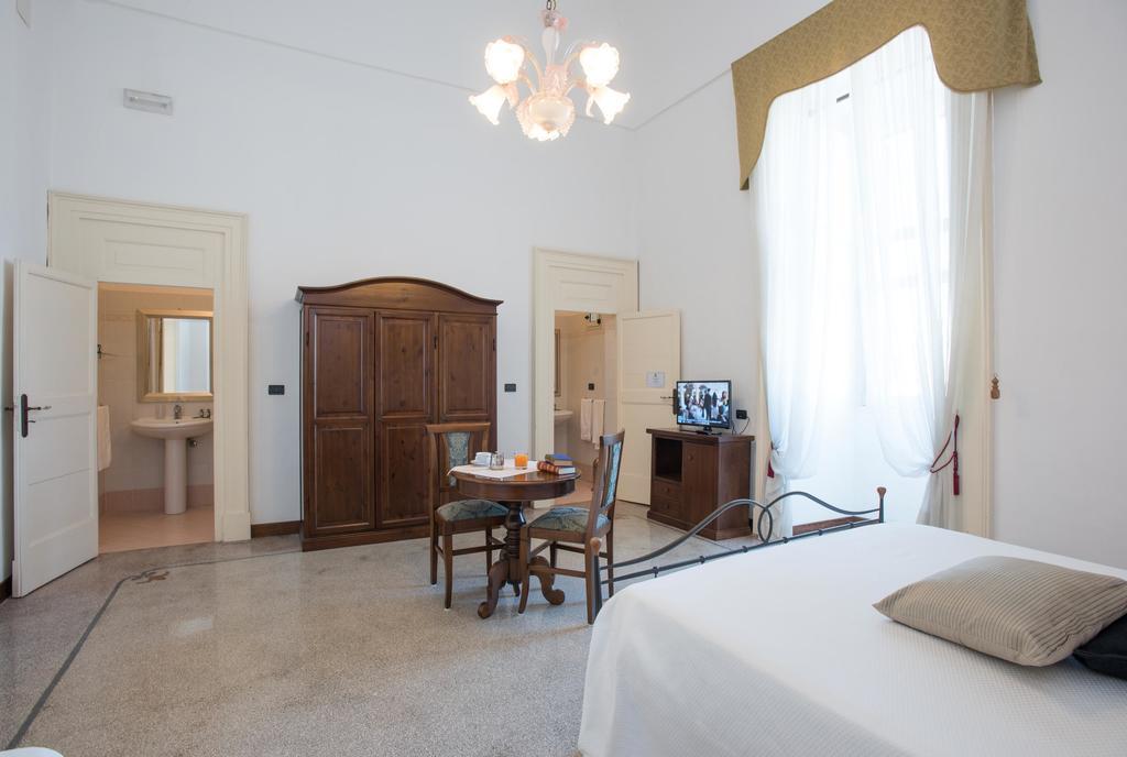 Palazzo Scarciglia - Dimora D'Epoca Acomodação com café da manhã Minervino di Lecce Quarto foto