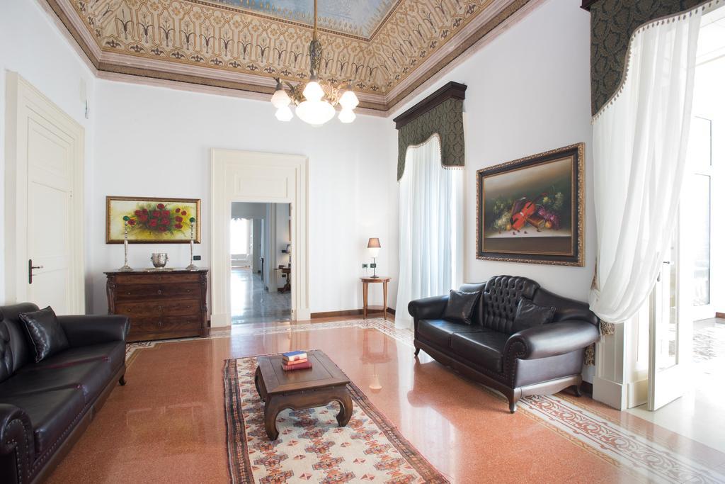 Palazzo Scarciglia - Dimora D'Epoca Acomodação com café da manhã Minervino di Lecce Exterior foto